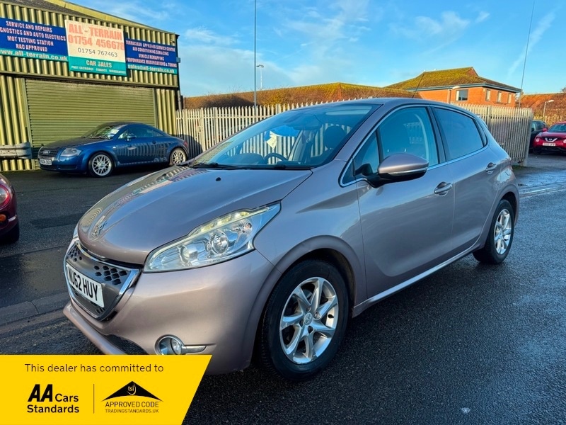 Used Peugeot 208 2012 for sale - 76818045: Photo 1