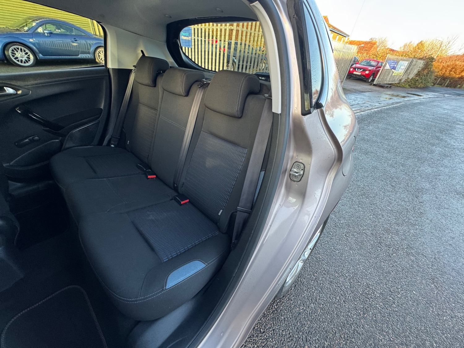 Used Peugeot 208 2012 for sale - 76818045: Photo 12