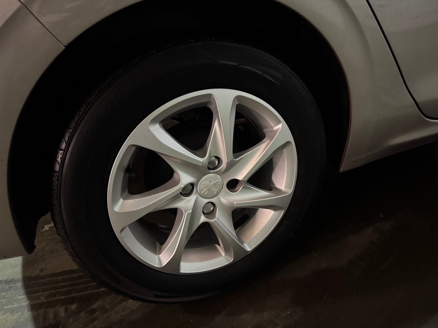 Used Peugeot 208 2012 for sale - 76818045: Photo 23