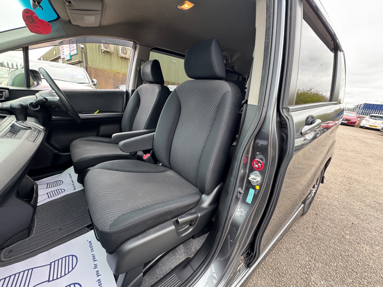 Used Honda Freed 2023 for sale - 77998452: Photo 11