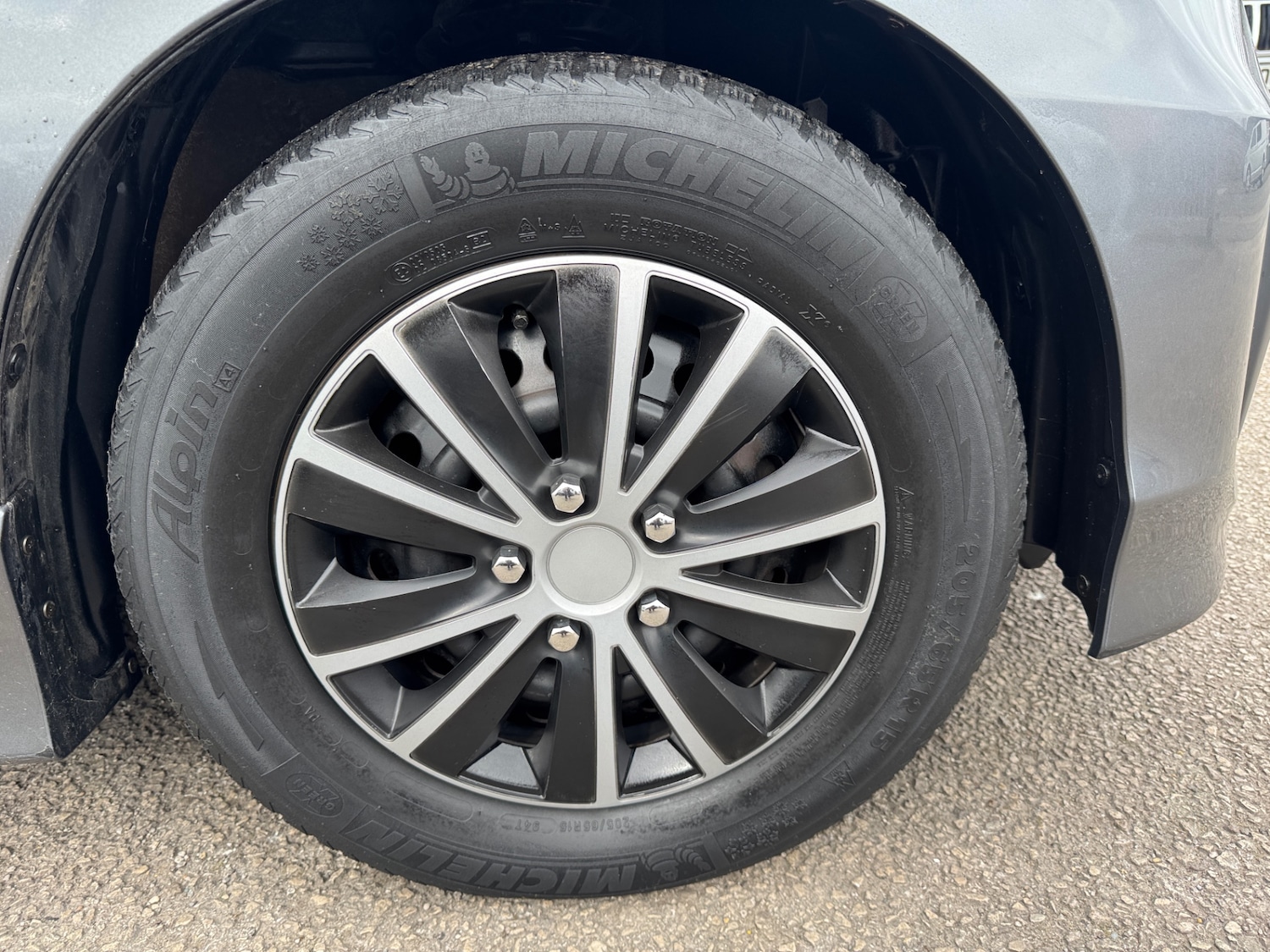 Used Honda Freed 2023 for sale - 77998452: Photo 25