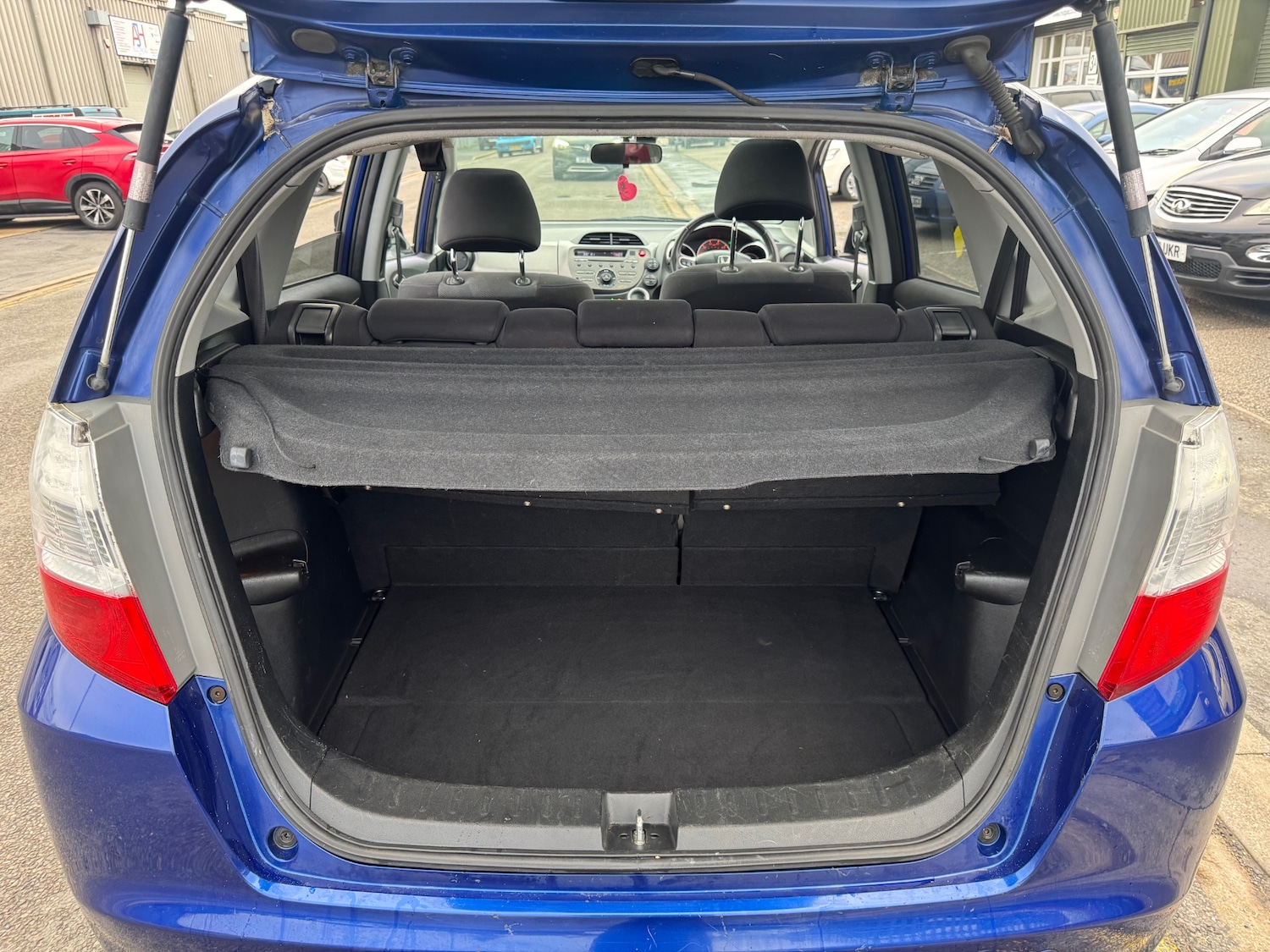 Used Honda Jazz 2009 for sale - 77237231: Photo 13