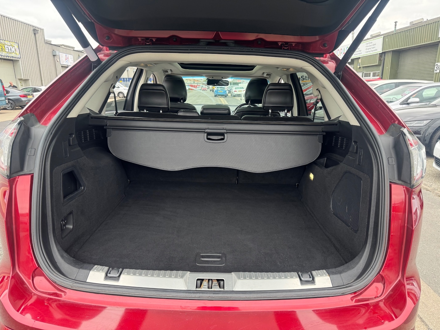 Used Ford Edge 2017 for sale - 76096476: Photo 16