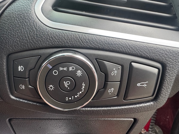 Used Ford Edge 2017 for sale - 76096476: Photo 22