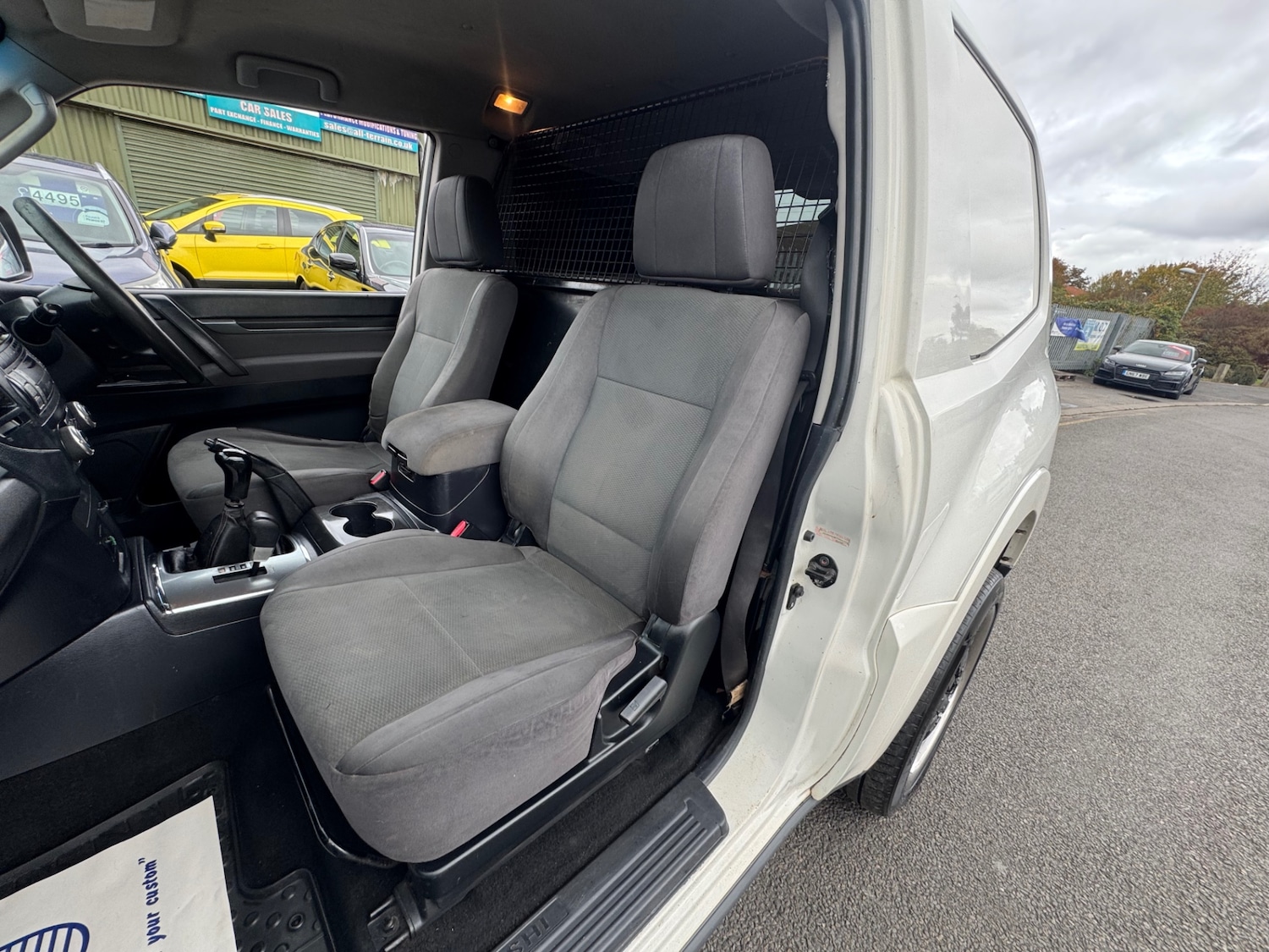 Used Mitsubishi Shogun 2008 for sale - 76331119: Photo 9