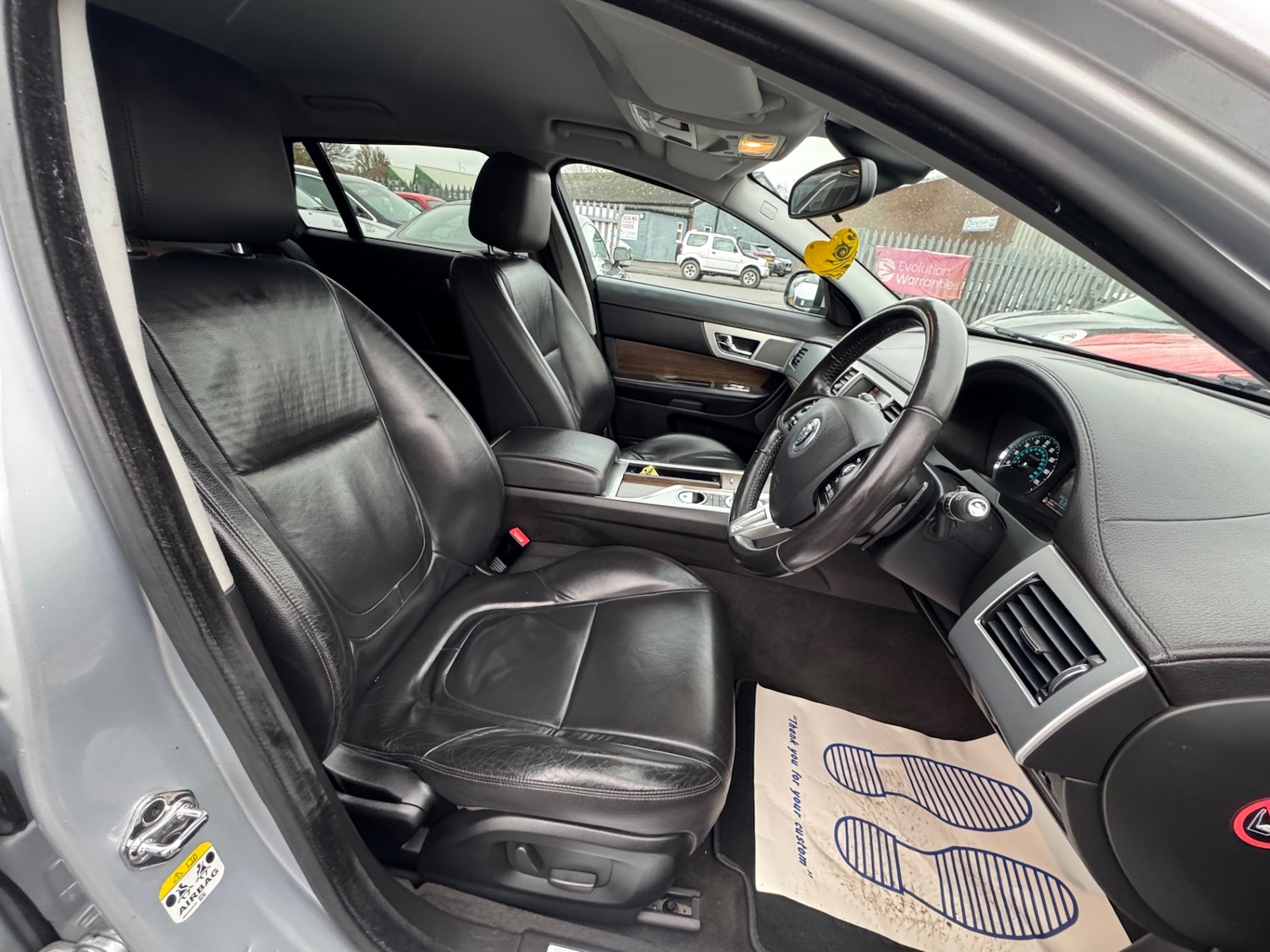 Used Jaguar XF 2013 for sale - 76817952: Photo 10