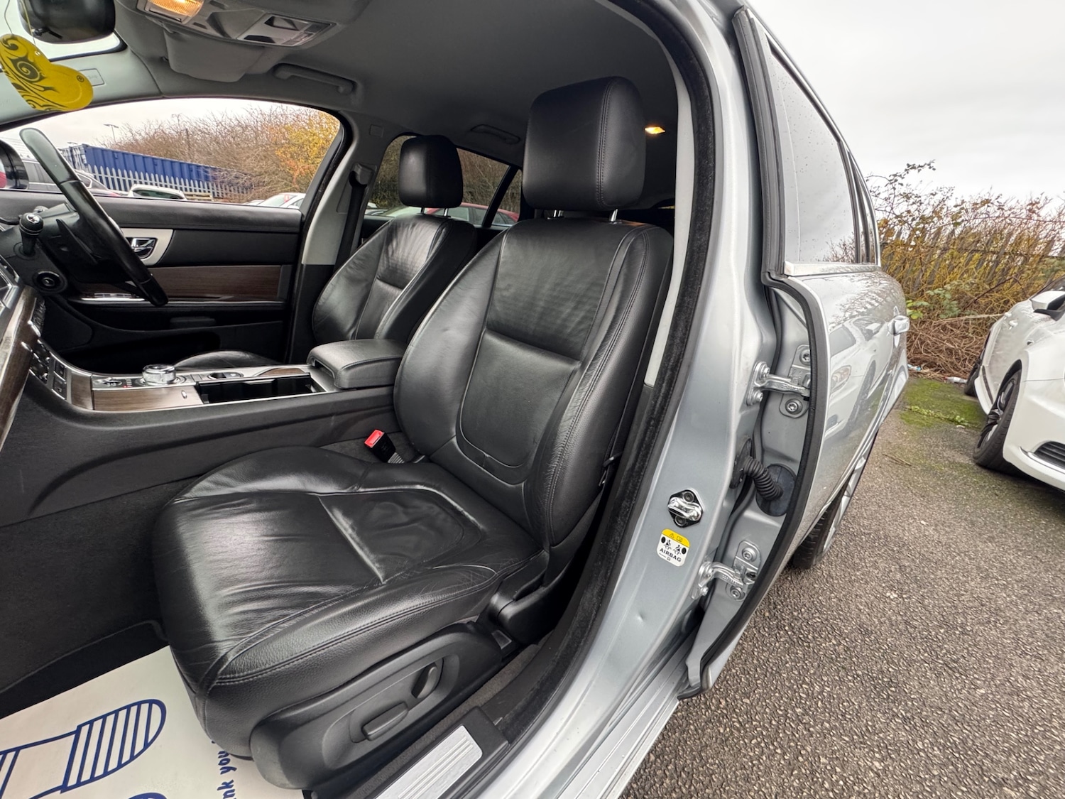 Used Jaguar XF 2013 for sale - 76817952: Photo 11