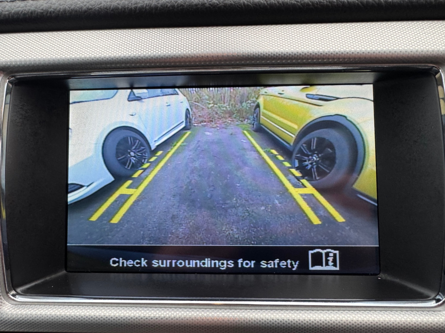 Used Jaguar XF 2013 for sale - 76817952: Photo 17