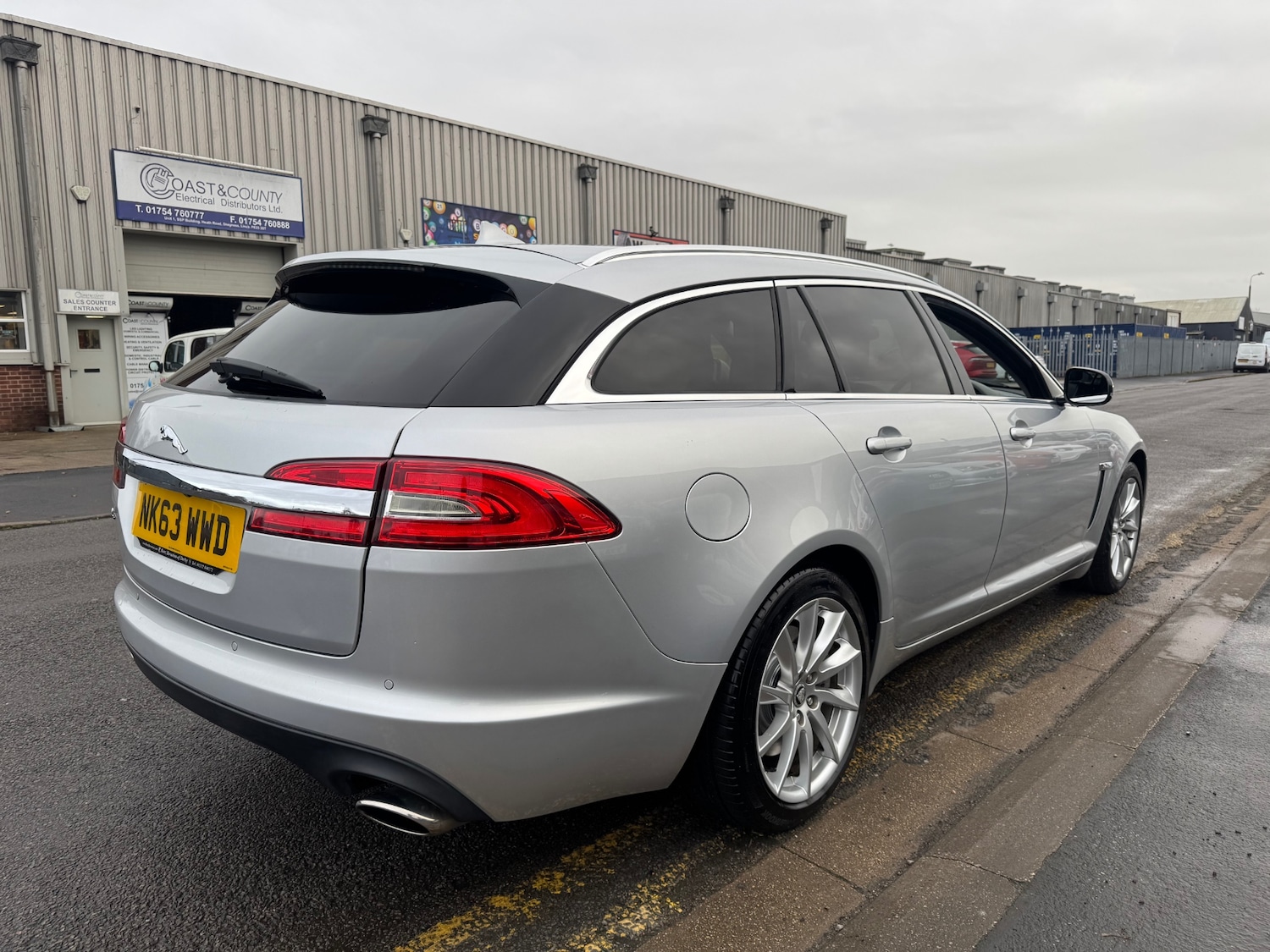 Used Jaguar XF 2013 for sale - 76817952: Photo 7