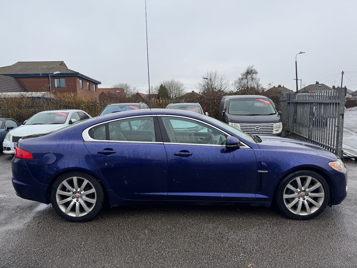 Used Jaguar XF 2009 for sale - 77617869: Photo 3