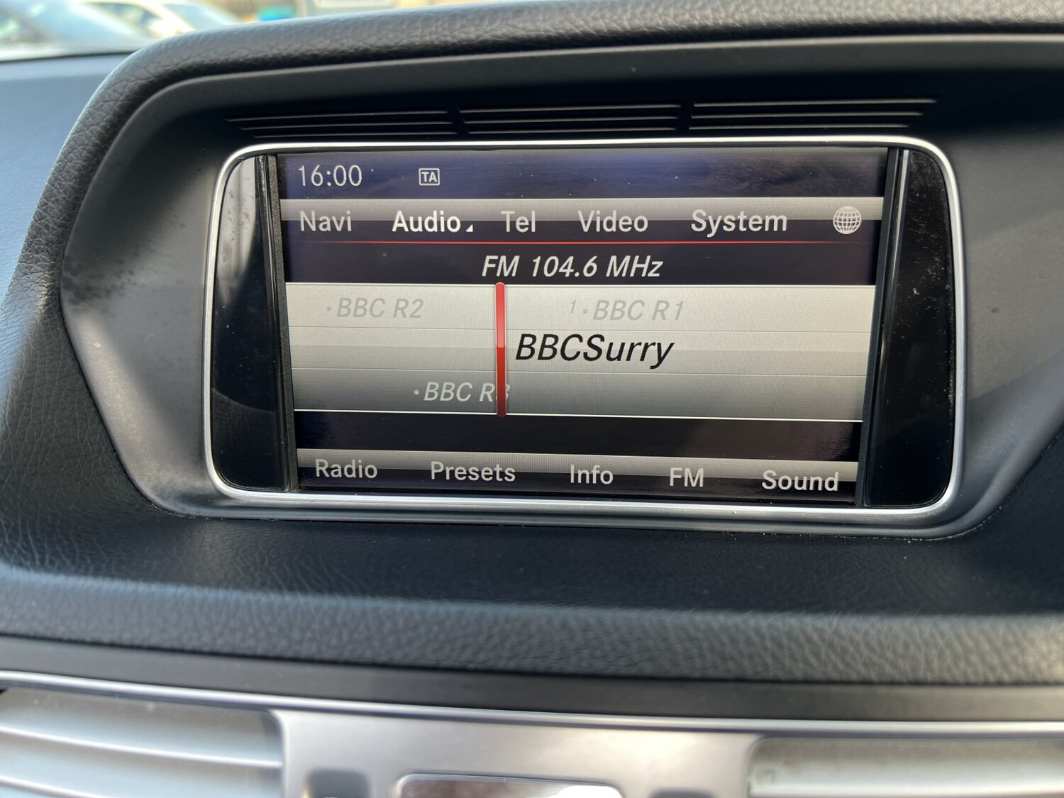 Used Mercedes-Benz E Class 2014 for sale - 77766436: Photo 11