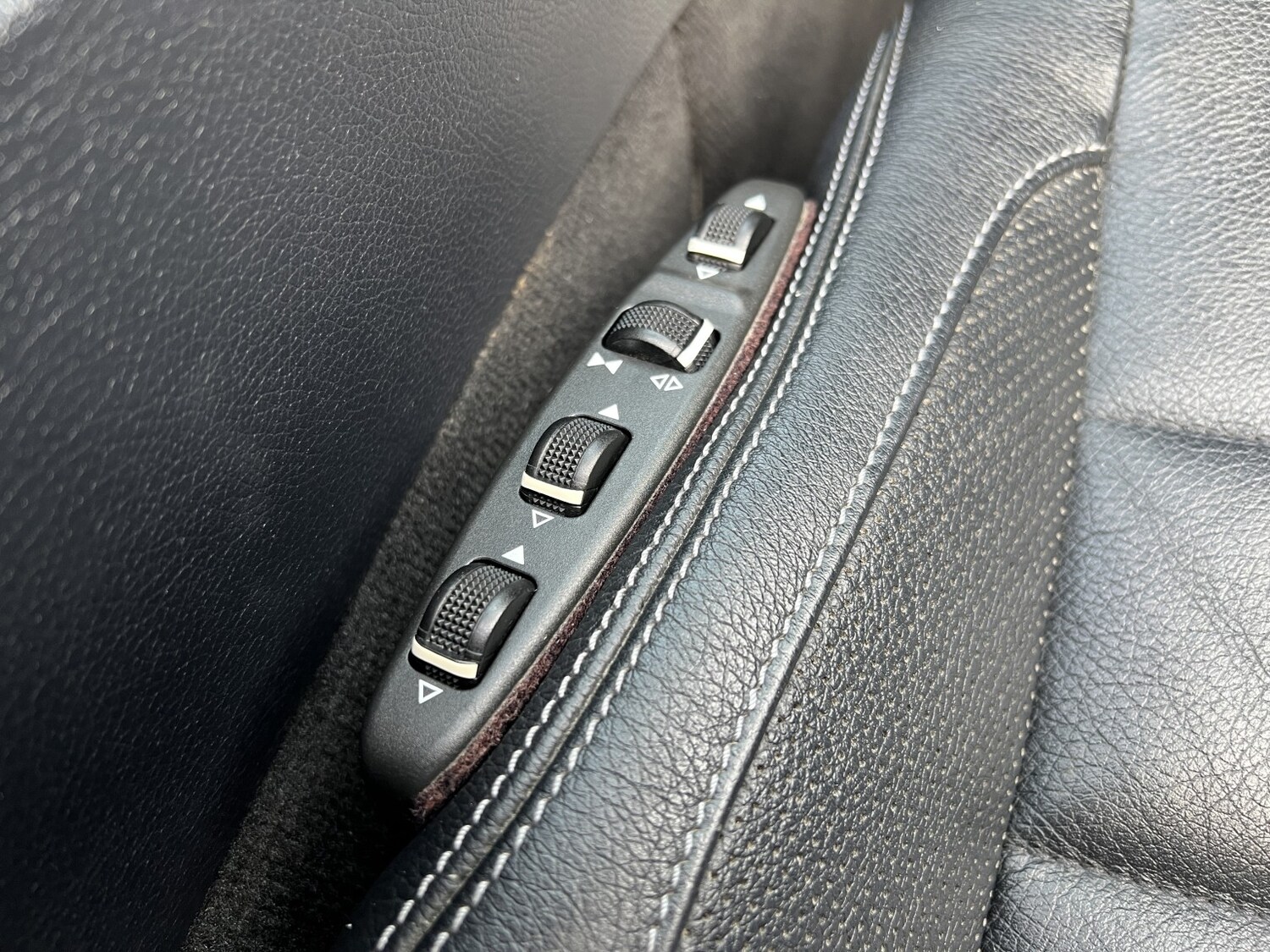 Used Mercedes-Benz E Class 2014 for sale - 77766436: Photo 31