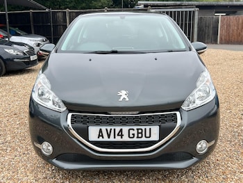 Used Peugeot 208 2014 for sale - 75608210: Photo