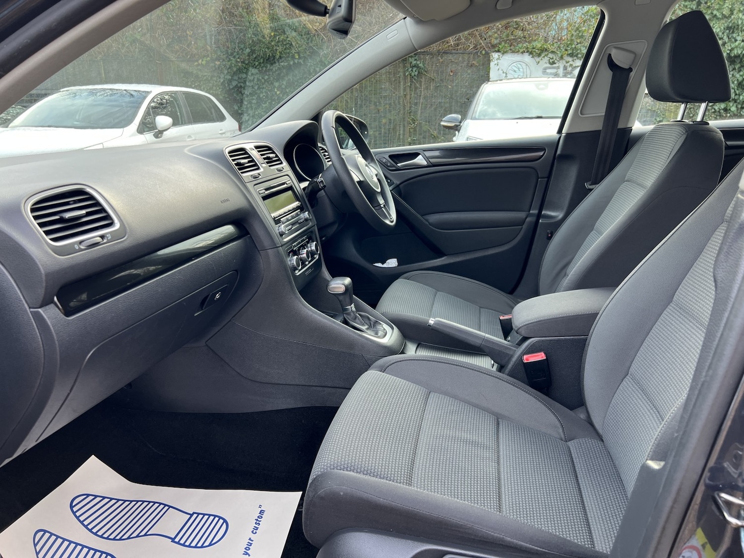 Used Volkswagen Golf 2010 for sale - 77028026: Photo 2