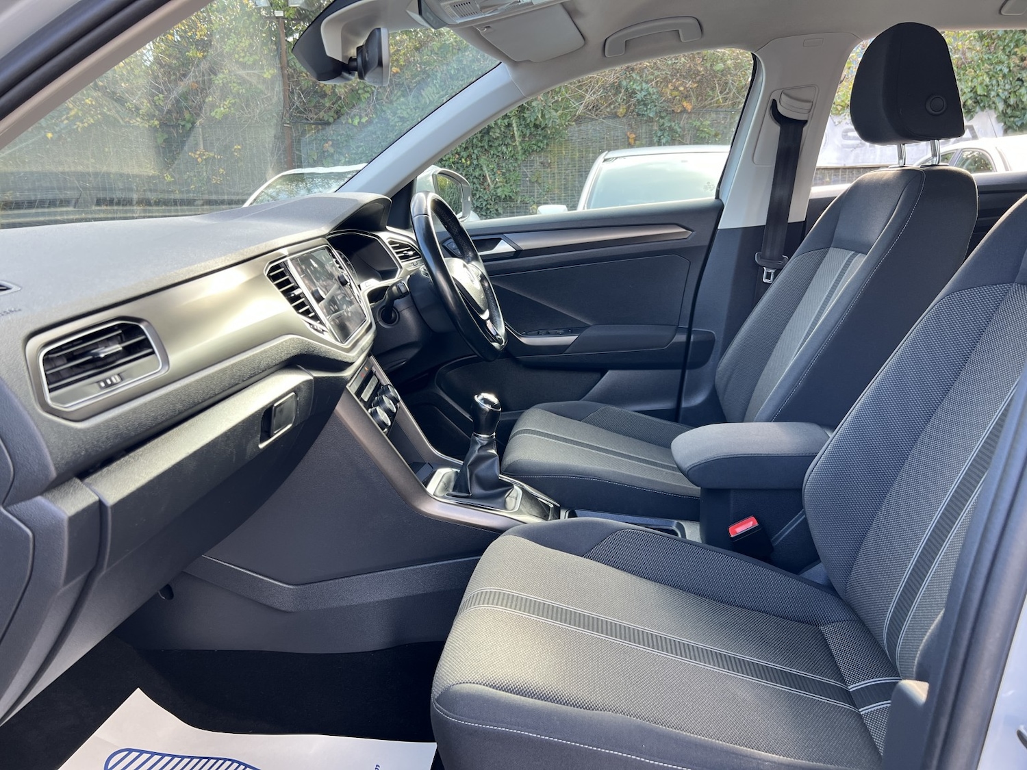 Used Volkswagen T-Roc 2018 for sale - 76407613: Photo 23