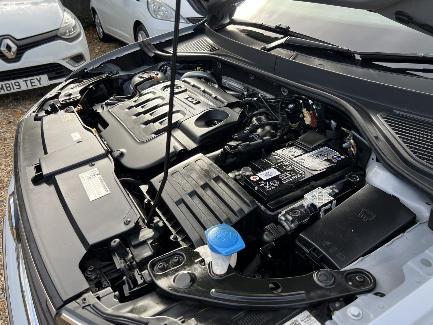 Used Volkswagen T-Roc 2018 for sale - 76407613: Photo 32