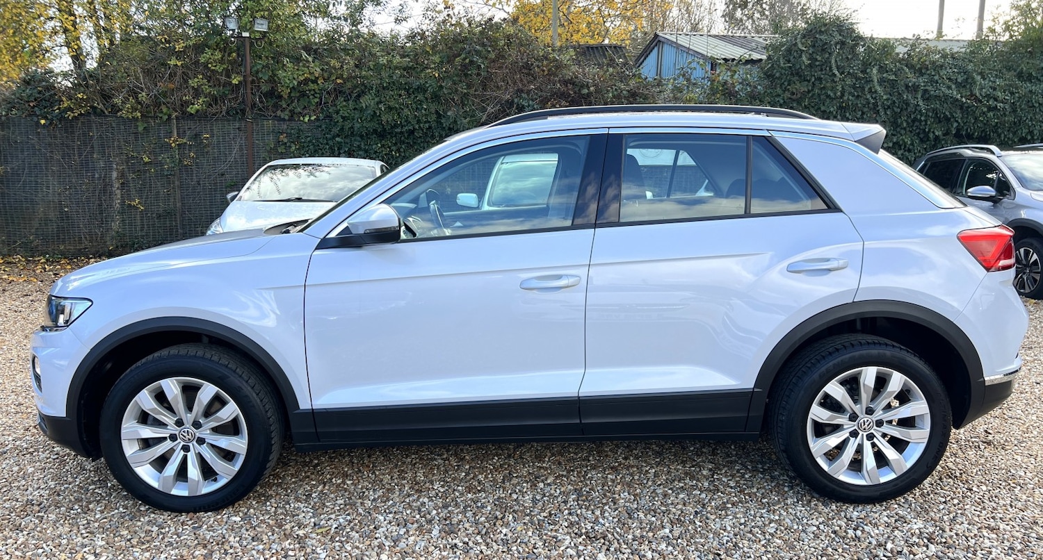 Used Volkswagen T-Roc 2018 for sale - 76407613: Photo 6