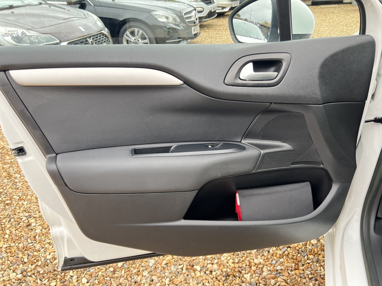 Used Citroen C4 2014 for sale - 76407625: Photo 14