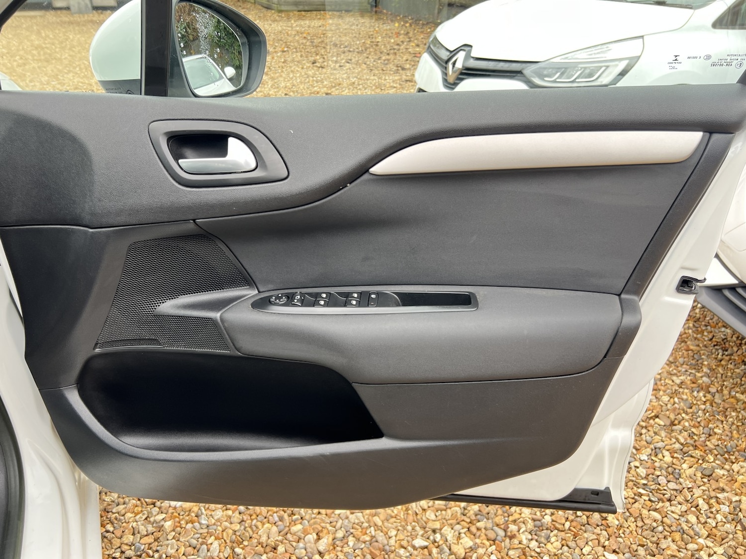 Used Citroen C4 2014 for sale - 76407625: Photo 19