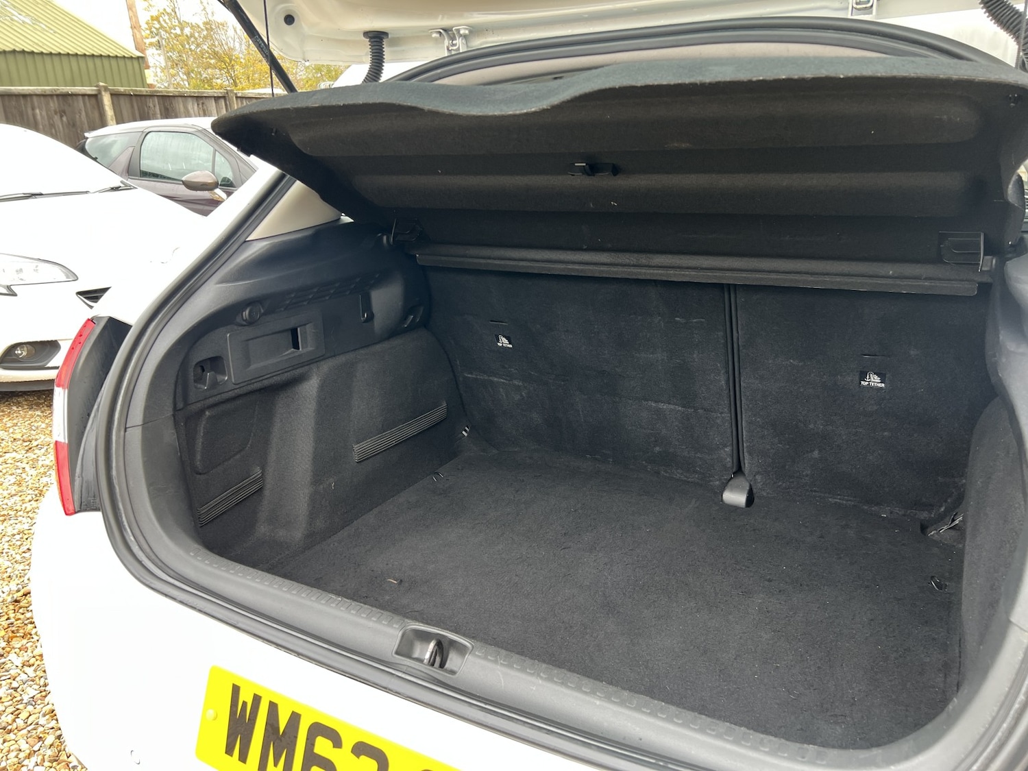 Used Citroen C4 2014 for sale - 76407625: Photo 6