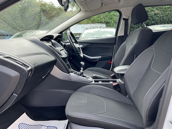 Used Ford Focus 2017 for sale - 79429772: Photo
