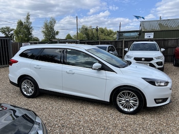 Used Ford Focus 2017 for sale - 79429772: Photo