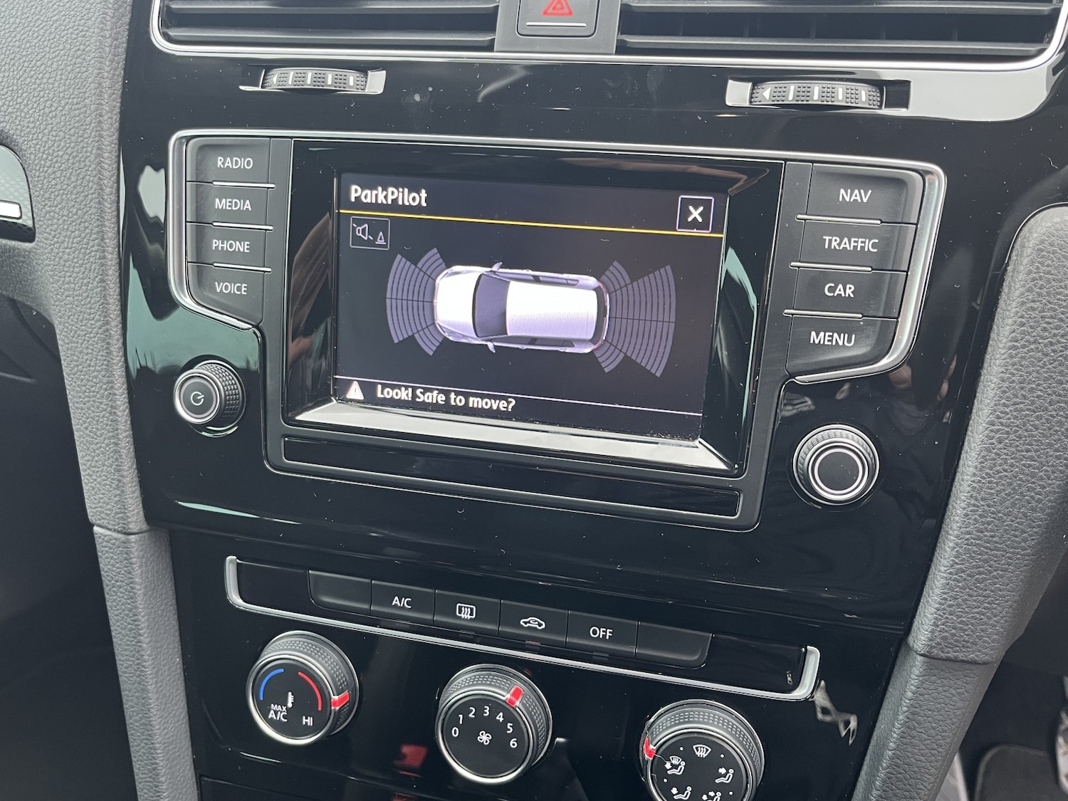 Used Volkswagen Golf 2014 for sale - 77314141: Photo 37