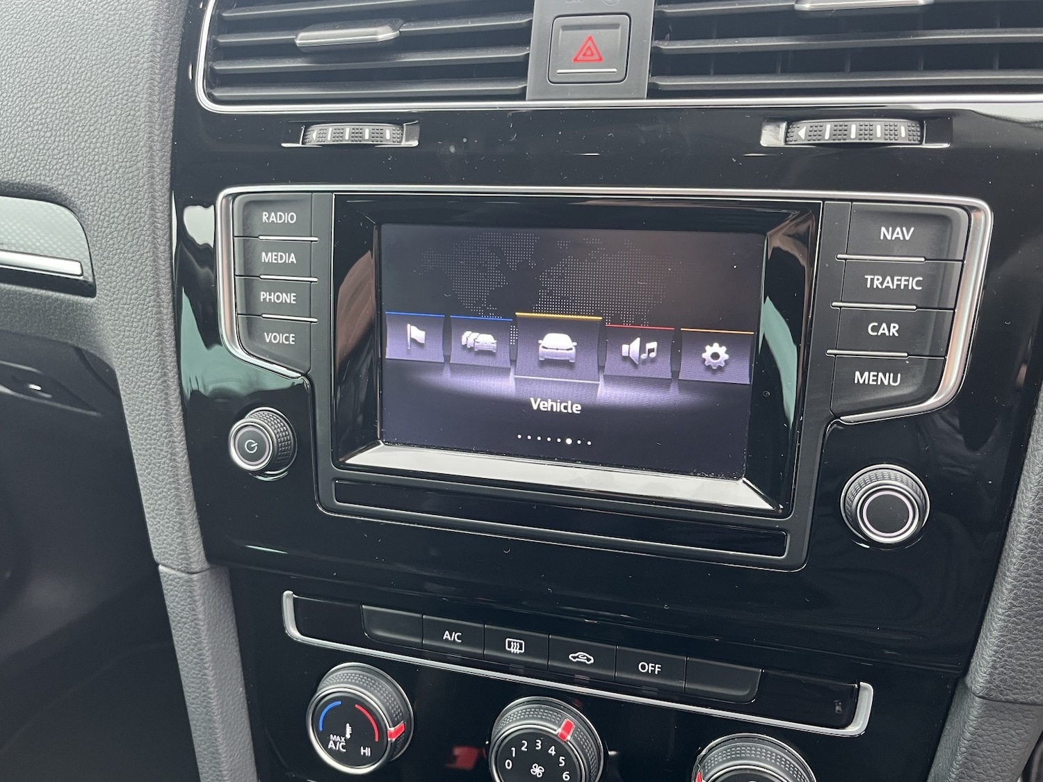 Used Volkswagen Golf 2014 for sale - 77314141: Photo 41