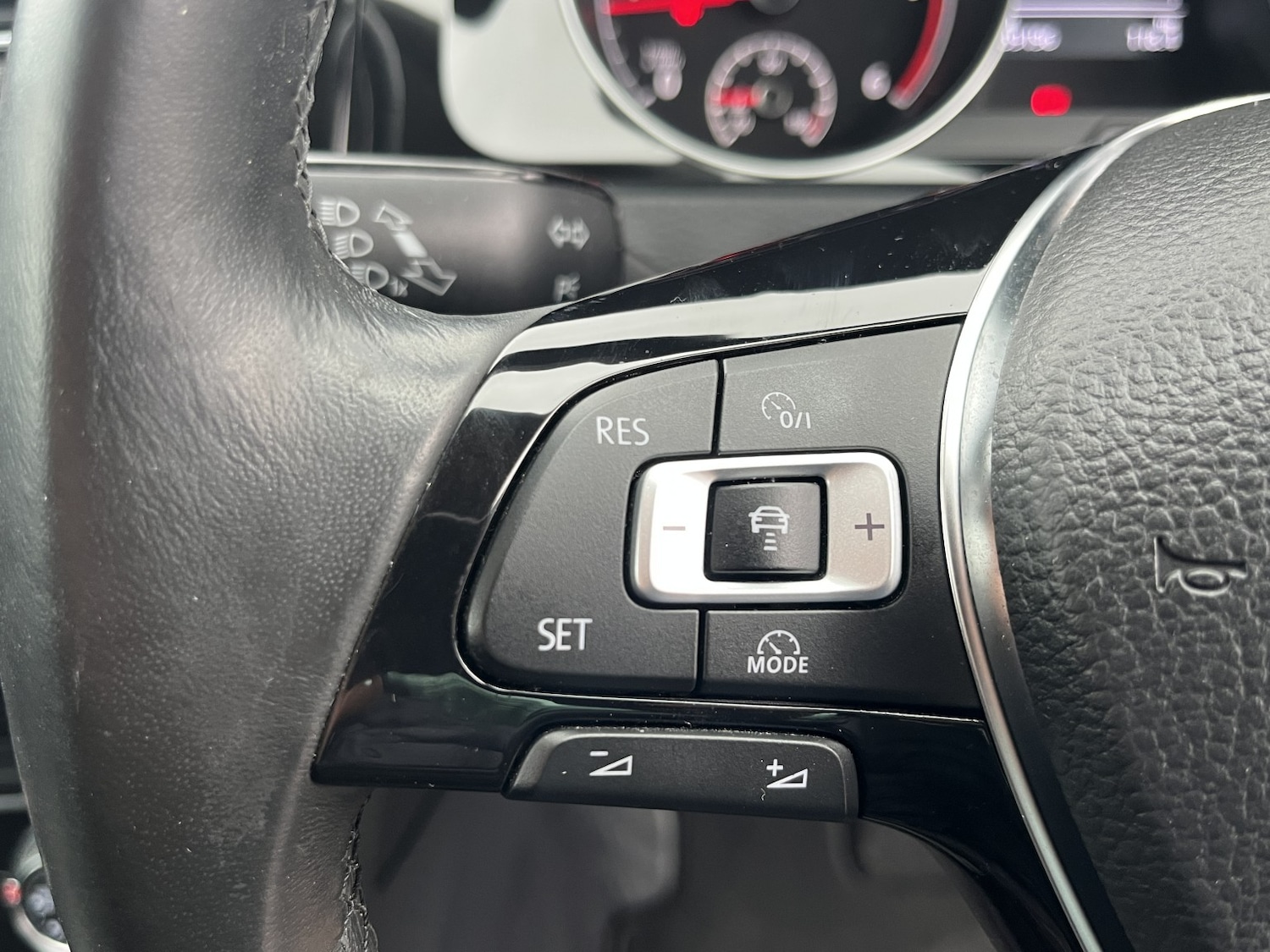 Used Volkswagen Golf 2014 for sale - 77314141: Photo 43