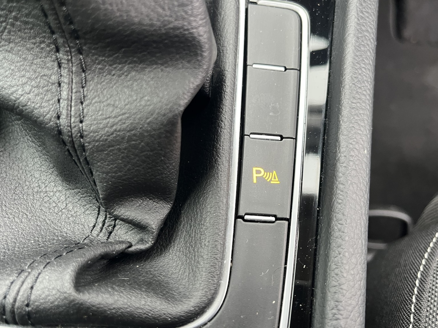 Used Volkswagen Golf 2014 for sale - 77314141: Photo 47