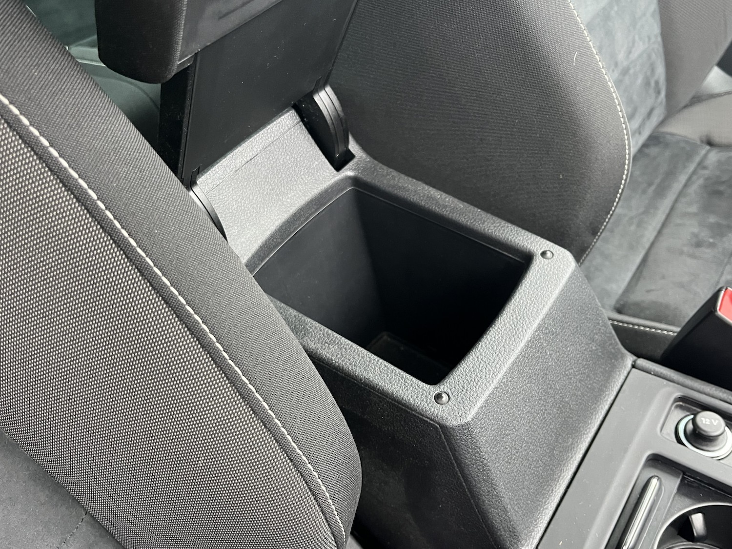 Used Volkswagen Golf 2014 for sale - 77314141: Photo 49