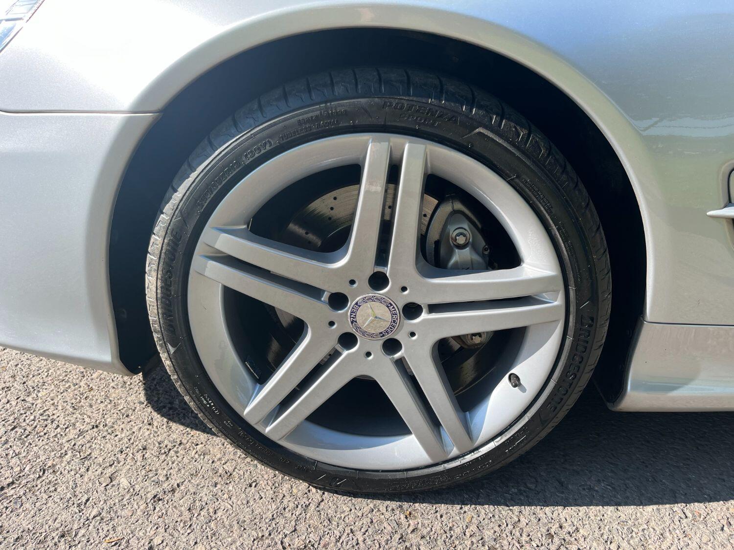 Used Mercedes-Benz SL 2012 for sale - 76793593: Photo 15