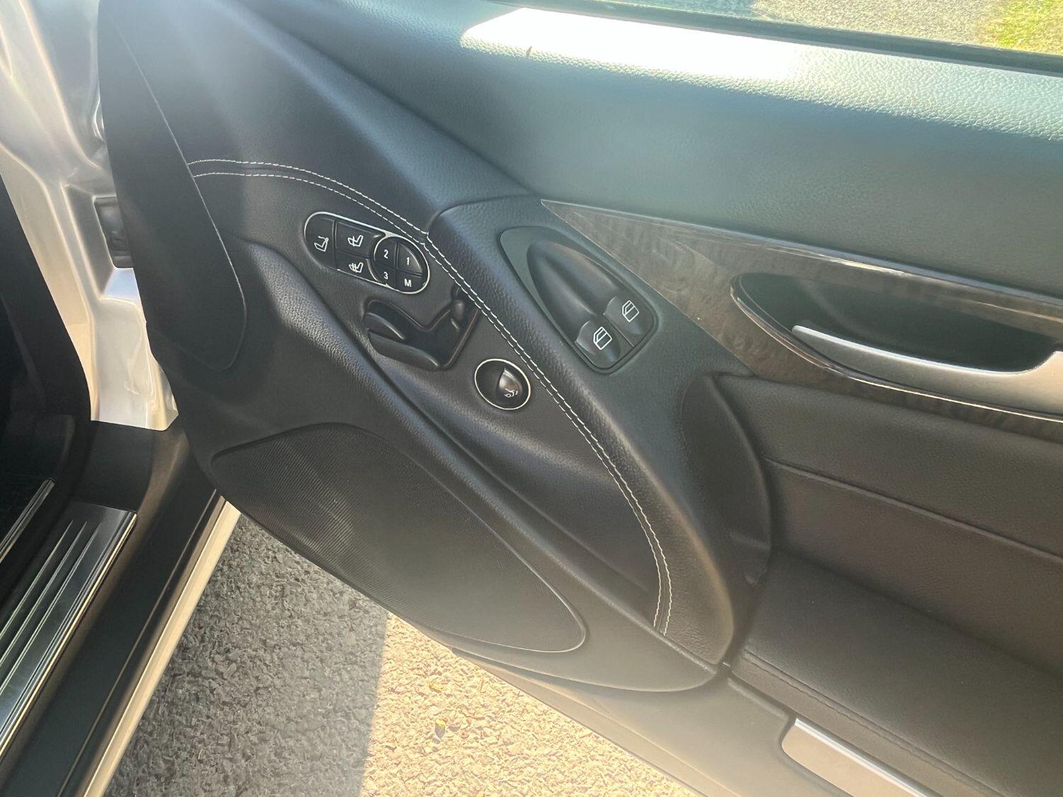 Used Mercedes-Benz SL 2012 for sale - 76793593: Photo 23