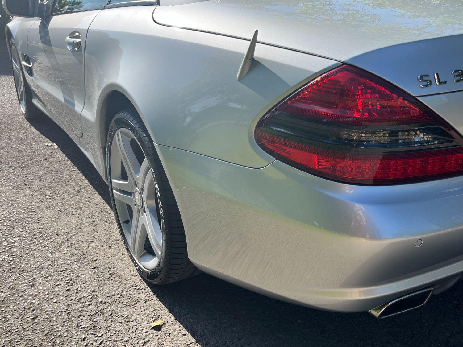 Used Mercedes-Benz SL 2012 for sale - 76793593: Photo 36