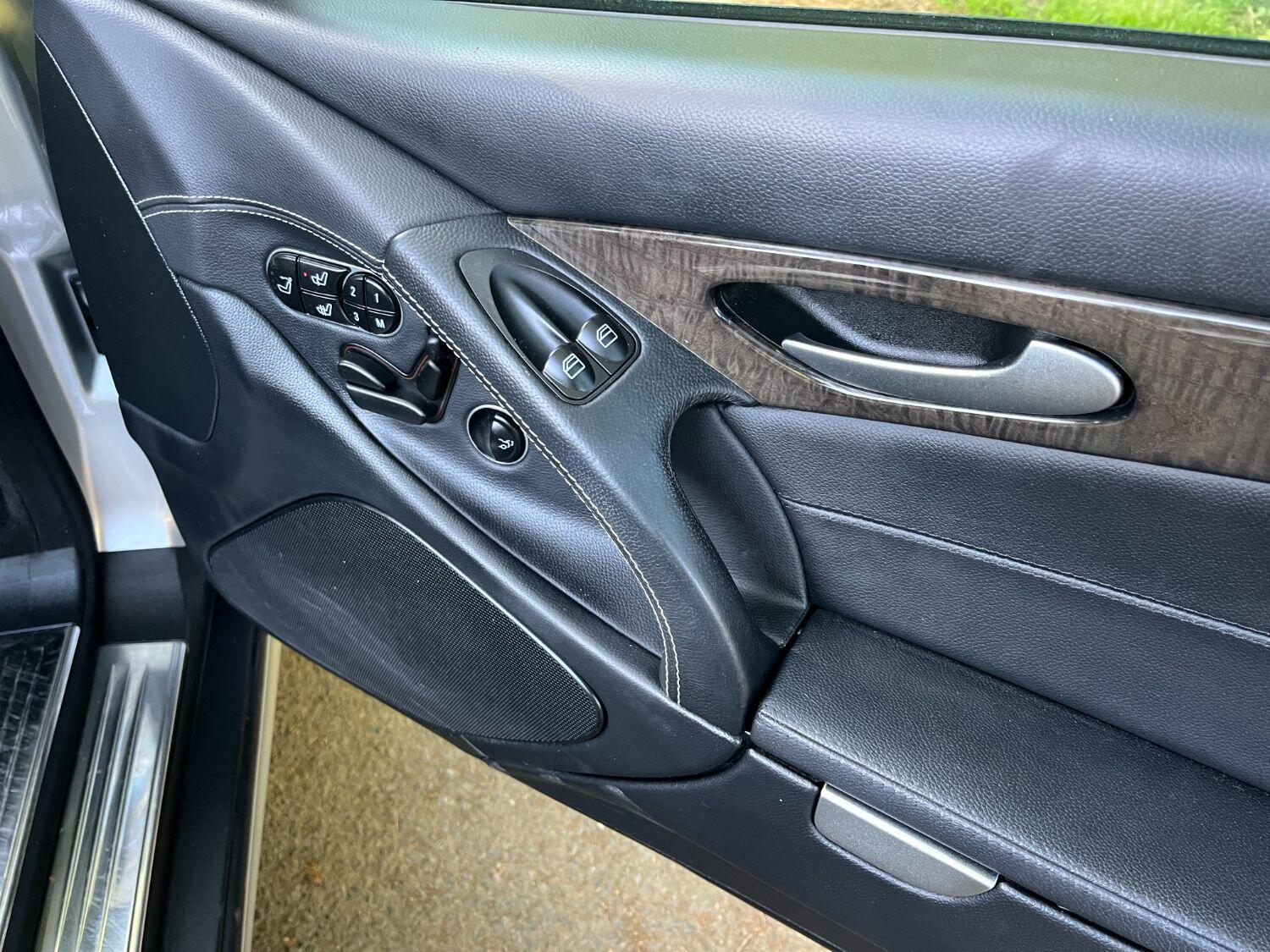 Used Mercedes-Benz SL 2012 for sale - 76793593: Photo 41