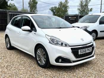 2018 - 1.2 PureTech Signature 5-Door