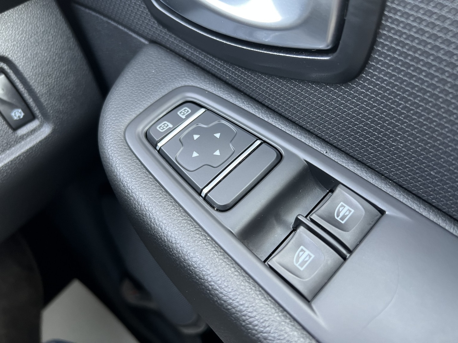 Used Renault Clio 2025 for sale - 77089763: Photo 26