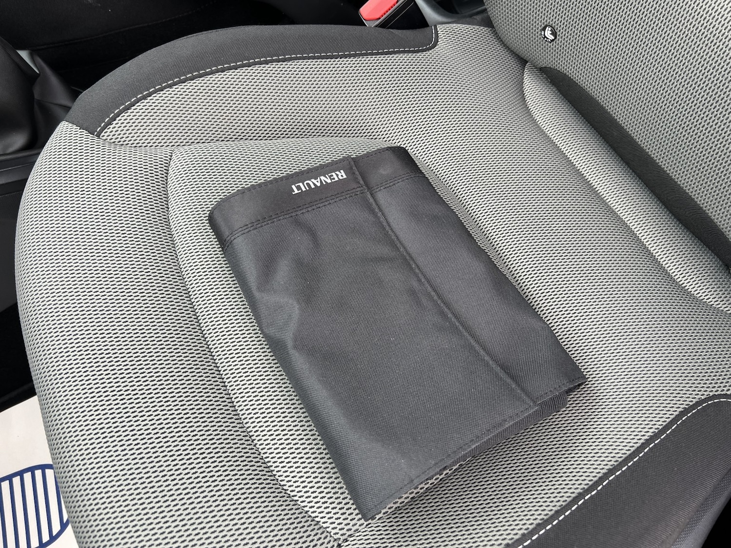 Used Renault Captur 2014 for sale - 77632476: Photo 25