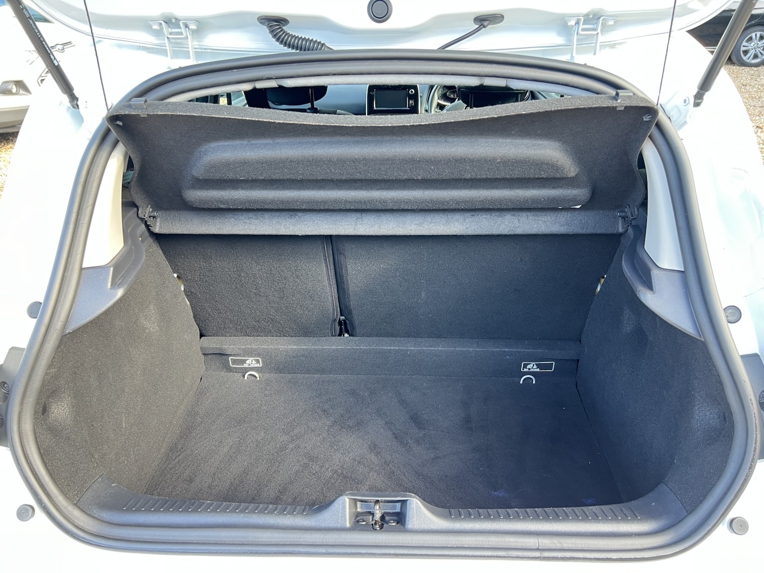 Used Renault Clio 2019 for sale - 76107438: Photo 10