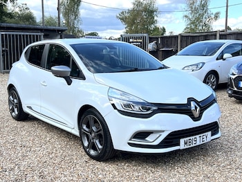 Used Renault Clio 2019 for sale - 76107438: Photo