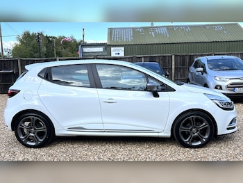 Used Renault Clio 2019 for sale - 76107438: Photo
