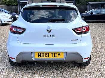 Used Renault Clio 2019 for sale - 76107438: Photo