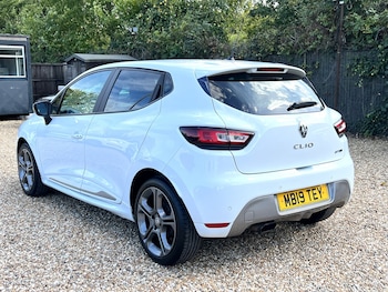 Used Renault Clio 2019 for sale - 76107438: Photo