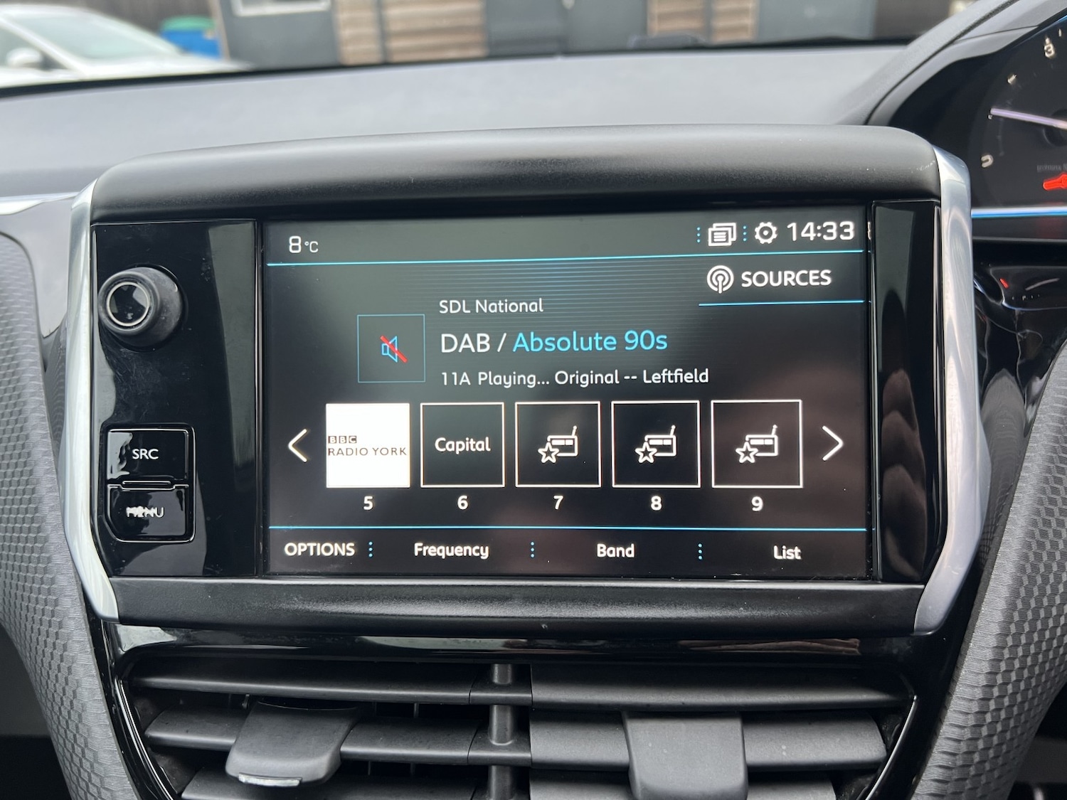 Used Peugeot 2008 2018 for sale - 76837064: Photo 26