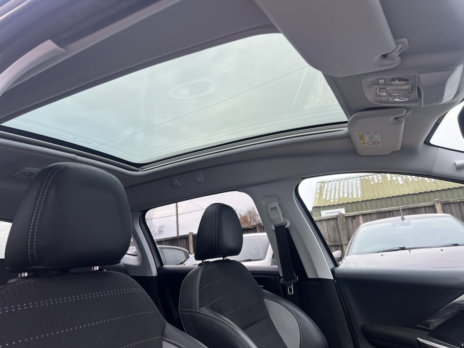 Used Peugeot 2008 2018 for sale - 76837064: Photo 31