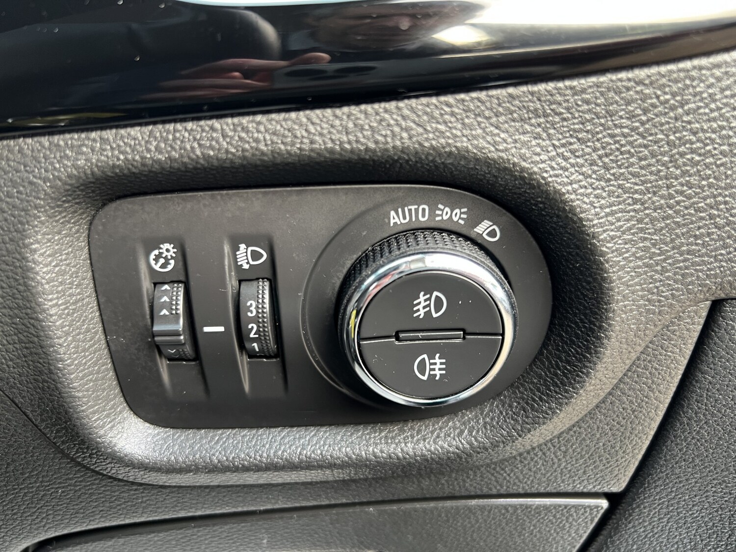 Used Vauxhall Astra 2018 for sale - 78045700: Photo 24