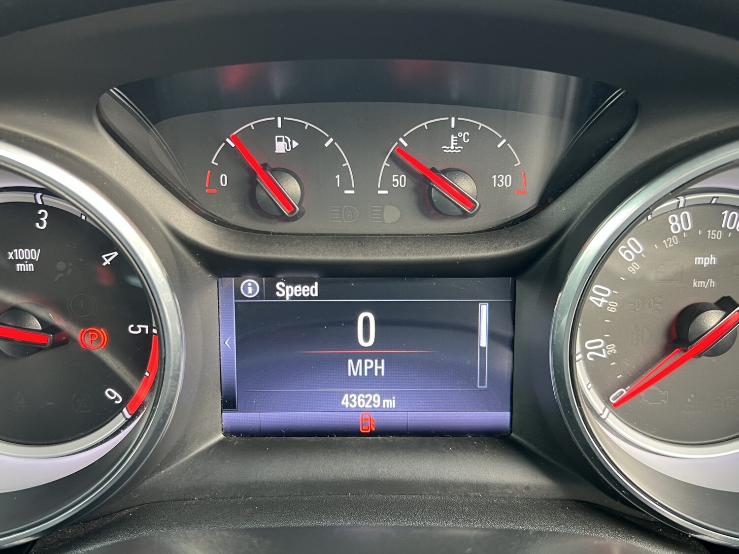 Used Vauxhall Astra 2018 for sale - 78045700: Photo 28