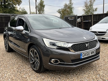 DS Automobiles - DS 4