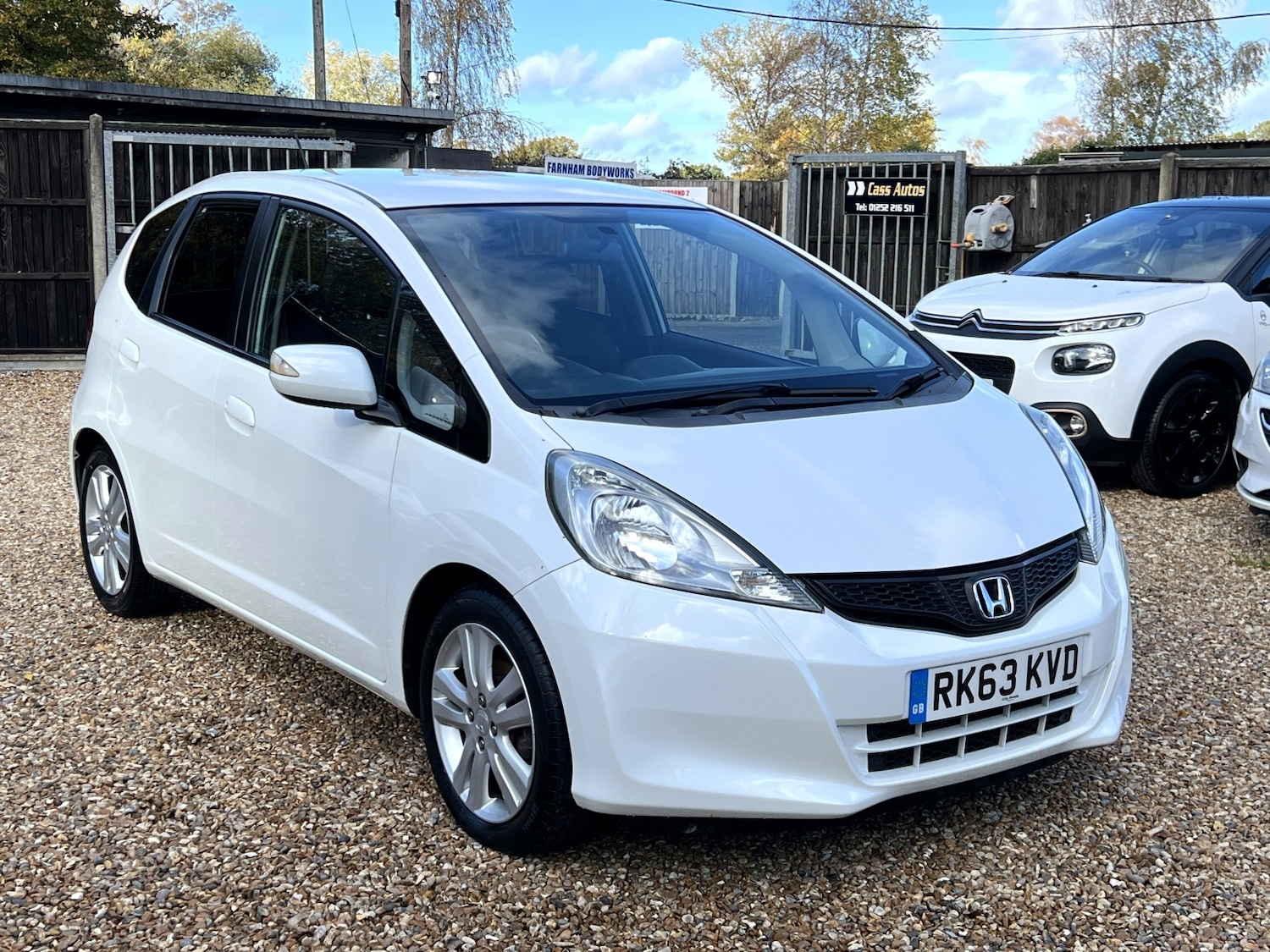 Used Honda Jazz 2013 for sale - 76482863: Photo 1