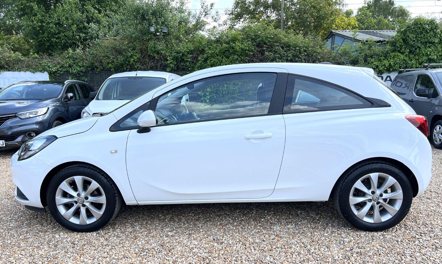 Used Vauxhall Corsa 2018 for sale - 76793589: Photo 4